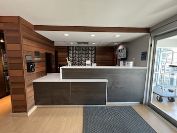 country inn and suites by radisson lsu medical corridor