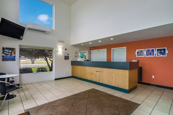 motel 6 pensacola fl nas