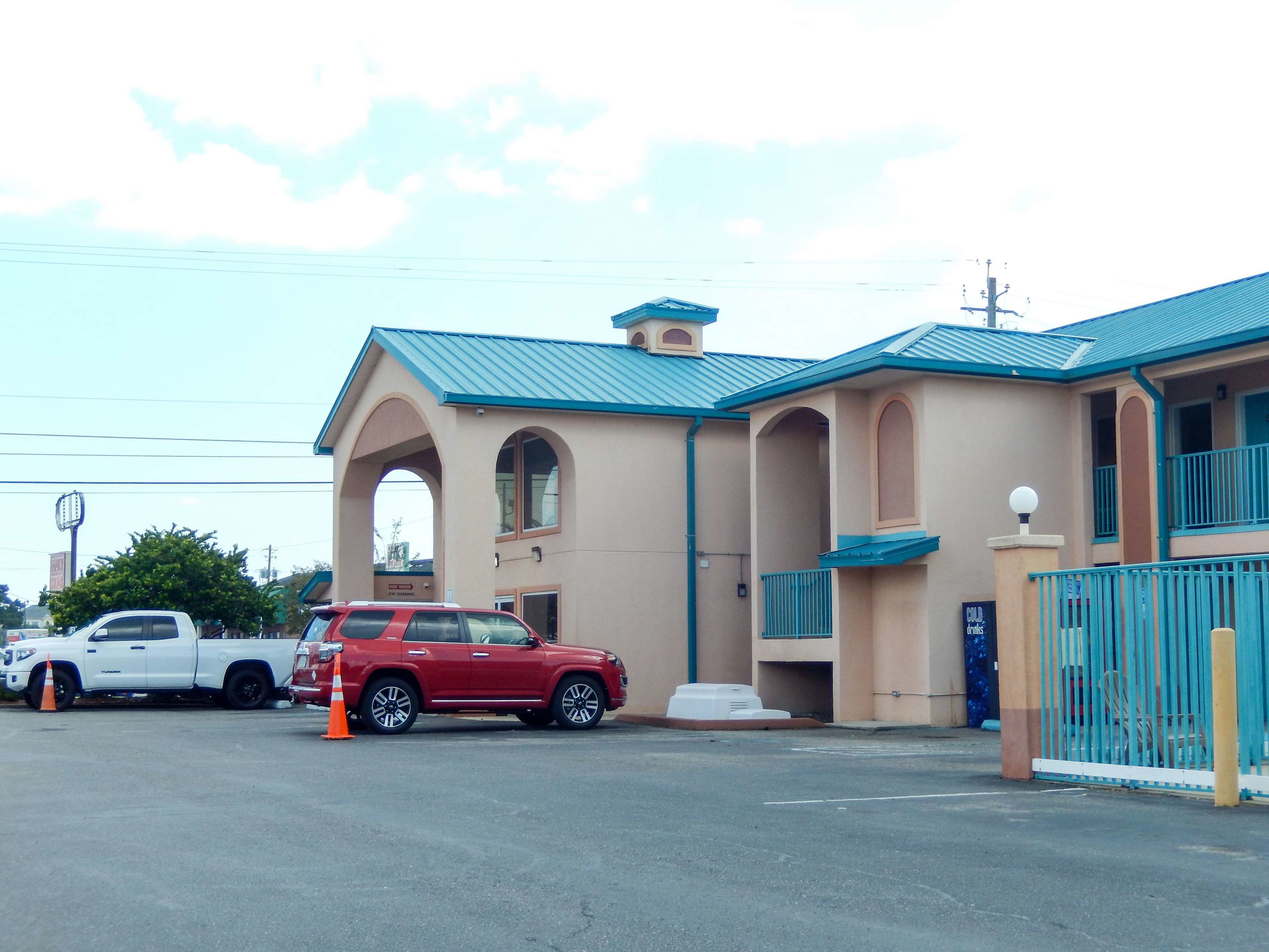motel 6 pensacola fl nas