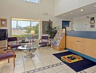 motel 6 pensacola fl nas