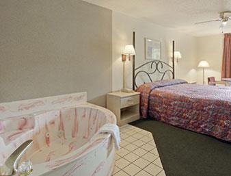 motel 6 pensacola fl nas