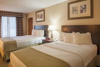 Spark By Hilton Hummelstown Hershey,Near Hershey's Chocolate World,3 star