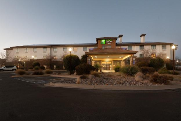 holiday inn express and suites st george north zion