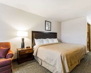 Quality Inn & Suites Stoughton - Madison South,Madison>>Dane,3 star