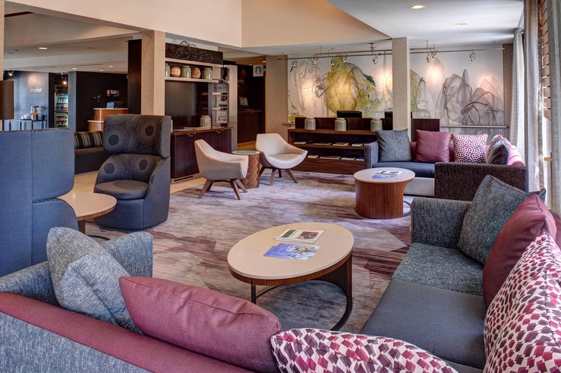 courtyard by marriott des moines west clive