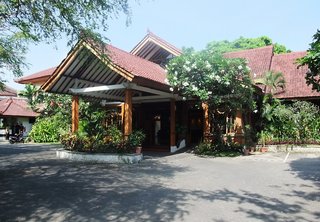 grand istana rama hotel