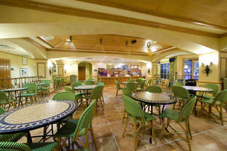 Best Western Plus Kissimmee-Lake Buena Vista South Inn & Suites,3484 Polynesian Isle Blvd,3 star