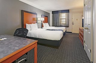 La Quinta Inn San Antonio Toepperwein #640,San Antonio>>Live Oak,3 star