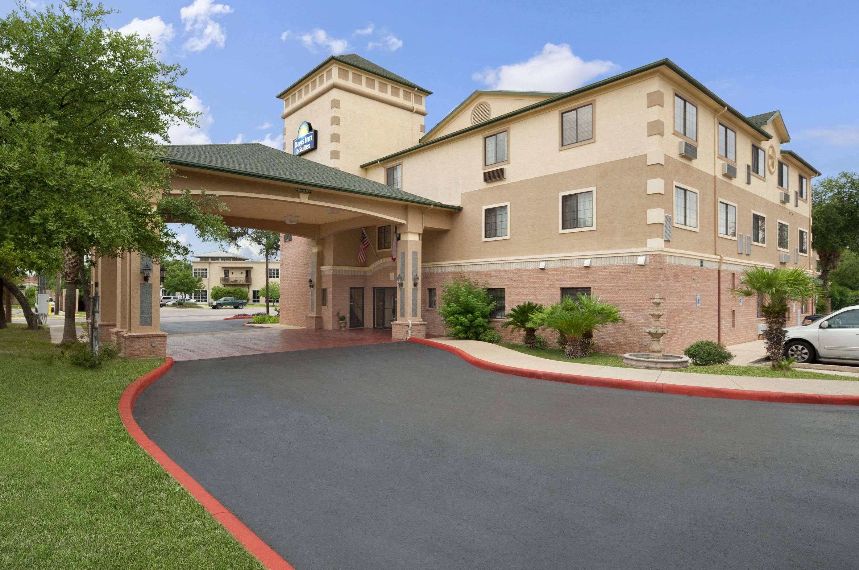 days inn by wyndham suites san antonio north stone oak