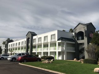 Revival Scottsdale Studios,Paradise Valley>>Fountain Hills,3 star