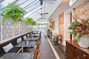 The Hughenden Boutique Hotel,Wallaroo>>Sydney,4 star
