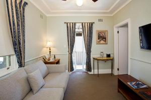 The Hughenden Boutique Hotel,Wallaroo>>Sydney,4 star