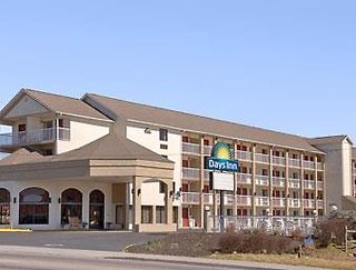 Days Inn By Wyndham Apple Valley Pigeon Forge/Sevierville,Gatlinburg - Pigeon Forge>>Gatlinburg,2 star