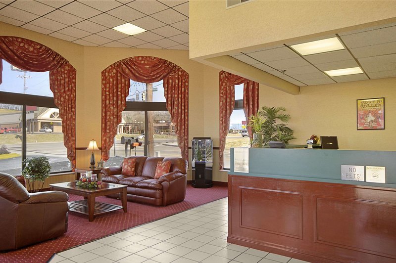 days inn by wyndham apple valley pigeon forge sevierville