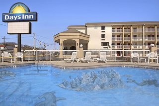 days inn by wyndham apple valley pigeon forge sevierville