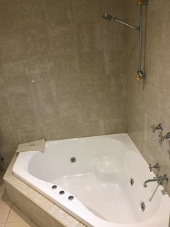 best western plus the tudor box hill