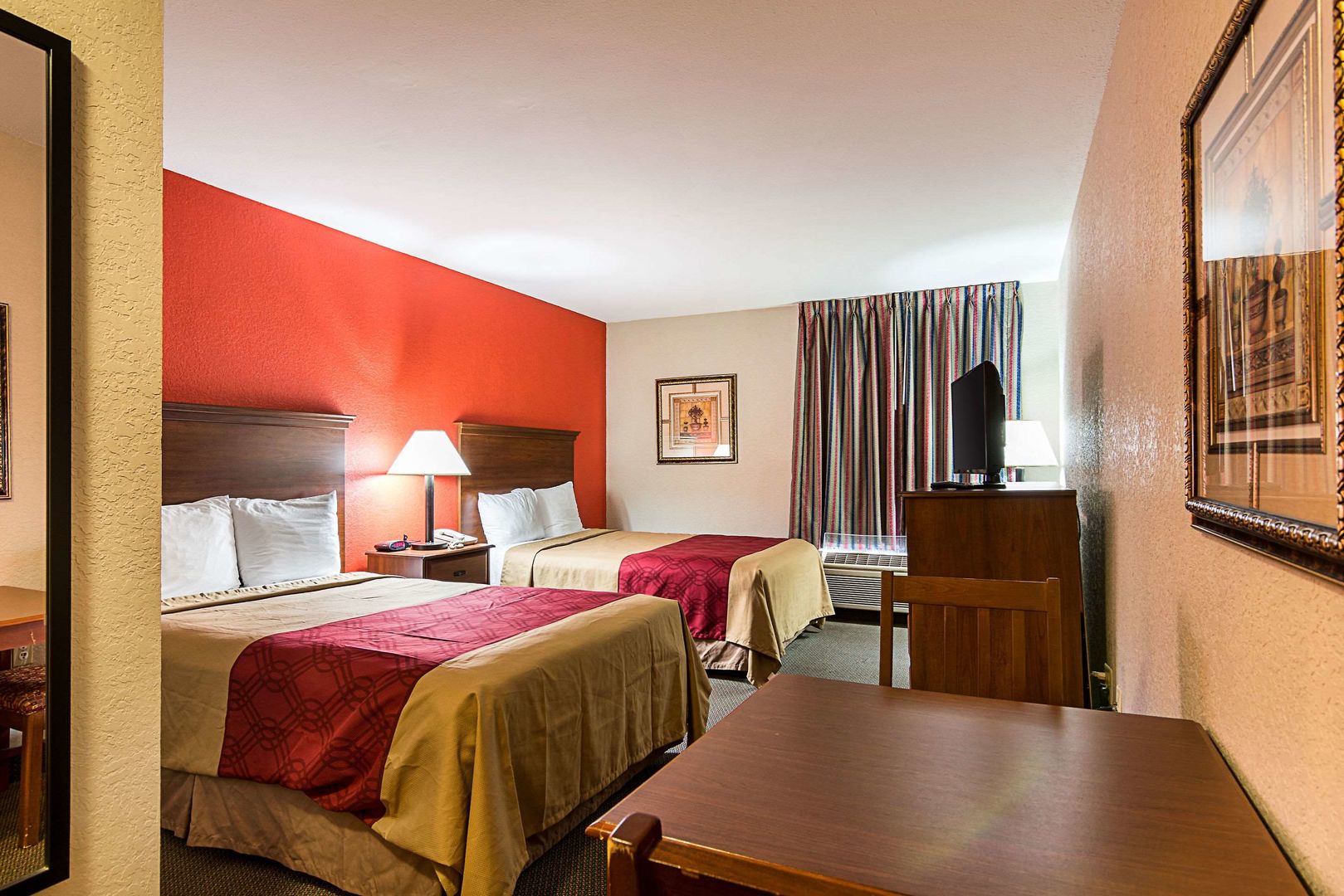 econo lodge andrews air force base
