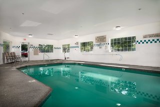 Country Inn & Suites By Radisson, Portland International Airport, Or,Portland>>Oregon,3 star