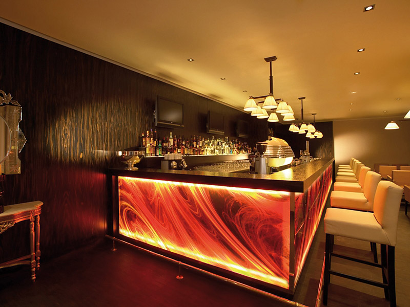 the ring hotel
