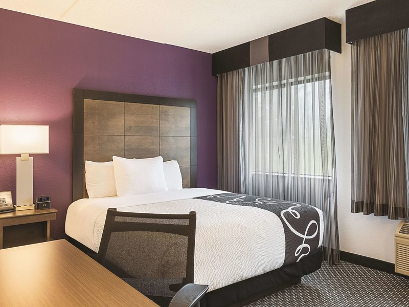 la quinta inn and suites by wyndham baltimore bwi airport