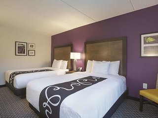la quinta inn and suites by wyndham baltimore bwi airport