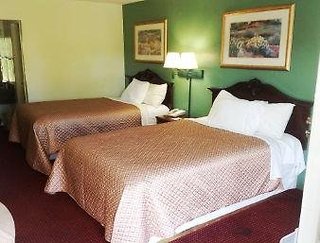 Travelodge By Wyndham Fort Myers North,Fort Myers>>Cape Coral,2 star