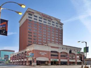 Hampton Inn St. Louis-Downtown (At The Gateway Arch),Downtown St. Louis>>Centreville,3 star