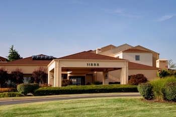 courtyard by marriott st louis westport plaza
