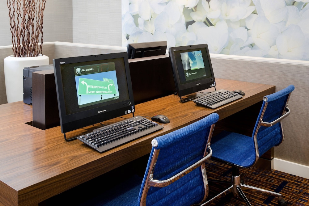 courtyard by marriott st louis westport plaza