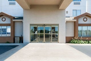 Sleep Inn & Suites,St. Louis>>St. Charles,3 star