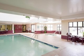 Hampton Inn & Suites St. Louis/Chesterfield,St. Louis>>Chesterfield,4 star