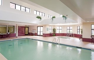 Hampton Inn & Suites St. Louis/Chesterfield,St. Louis>>Chesterfield,4 star