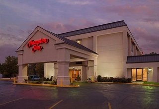 La Quinta Inn & Suites By Wyndham St Louis Route66,Kirkwood>>Florissant,3 star