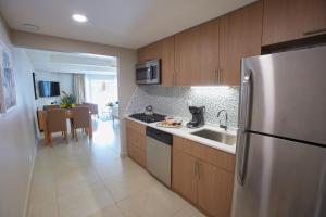 Divi Dutch Village Beach Resort,Druif Beach>>Aruba,4 star