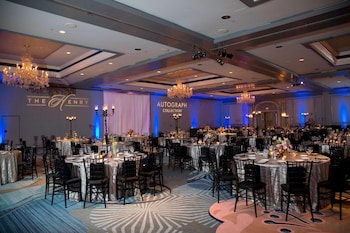 The Henry Hotel, Autograph Collection,Detroit>>Dearborn,4 star