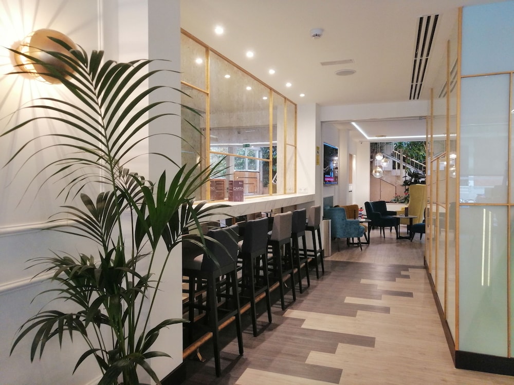 hotel gran versalles