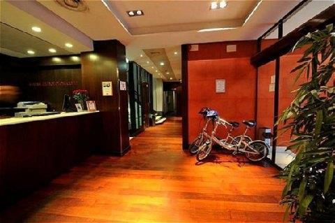 petit palace cliper gran via