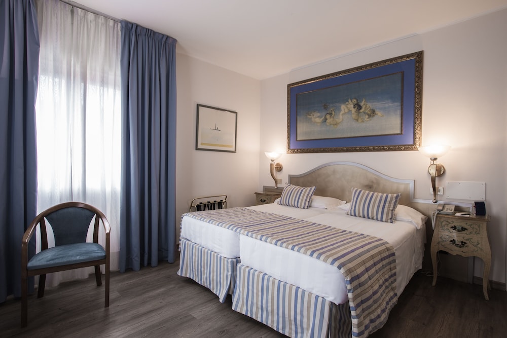 amadeus hotel
