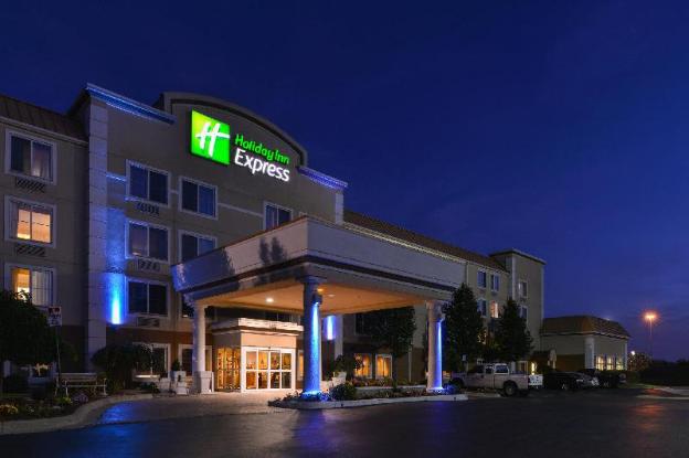 holiday inn express wixom by ihg