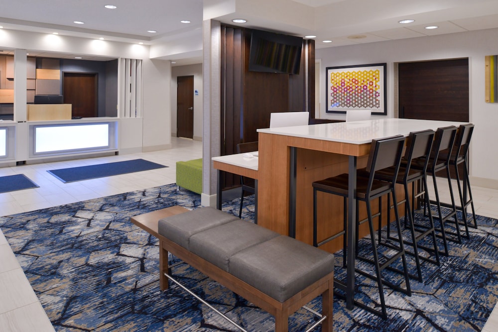 holiday inn express wixom by ihg