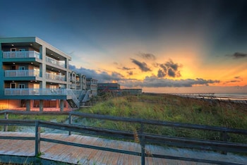 seaside inn oceanfront