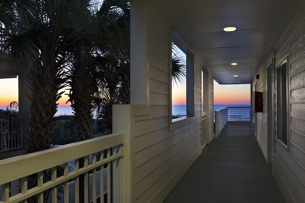 seaside inn oceanfront