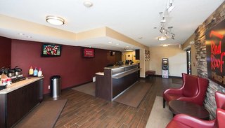 red roof inn plus mt pleasant patriots point