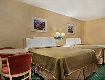 hotel flagstaff i 40 east lucky lane