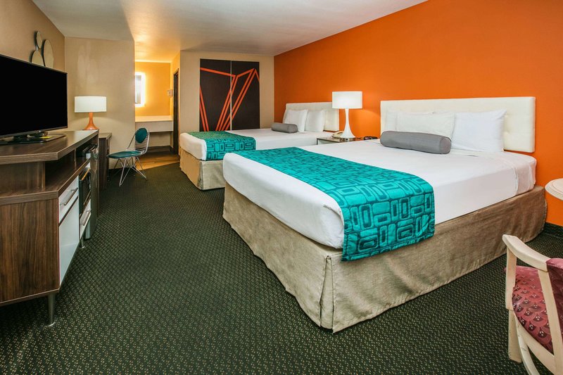 hotel flagstaff i 40 east lucky lane