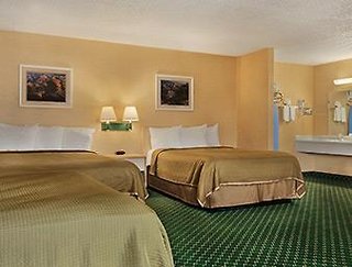 hotel flagstaff i 40 east lucky lane