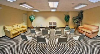 red roof inn charlotte university