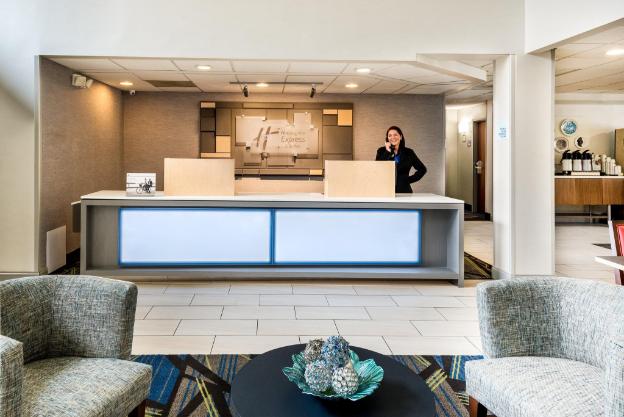 holiday inn express and suites charlotte arpt belmont by ihg