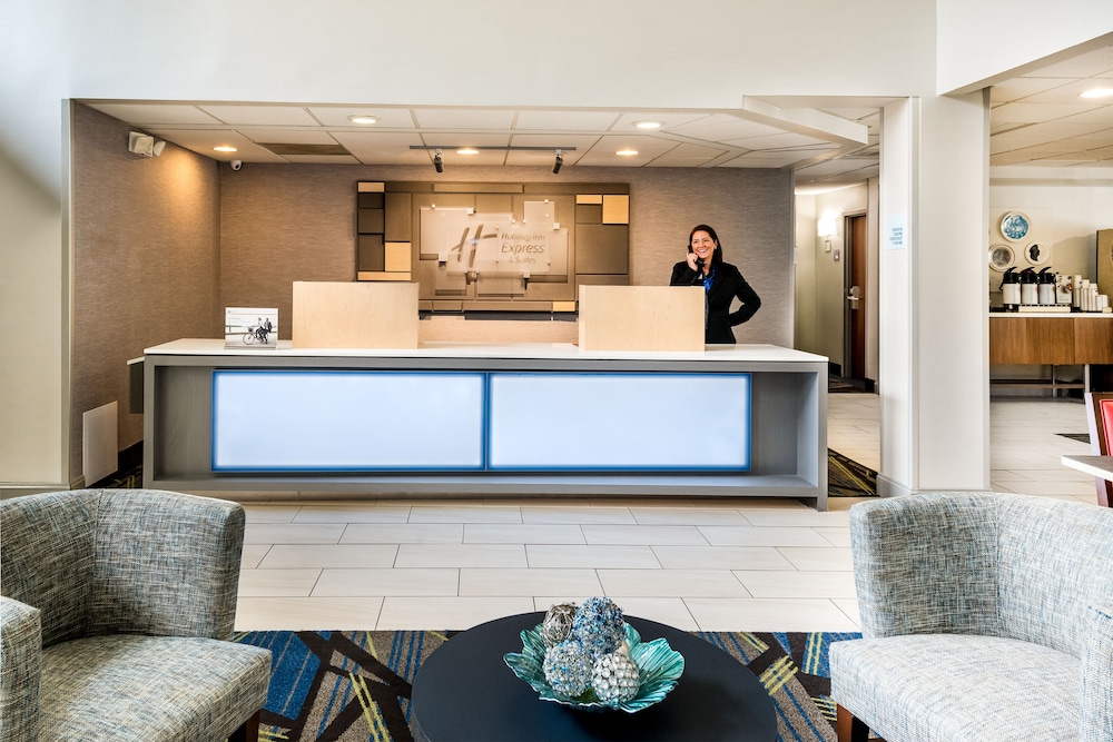holiday inn express and suites charlotte arpt belmont by ihg