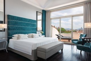 Sina De La Ville,Lombardy>>Centro Storico,4 star